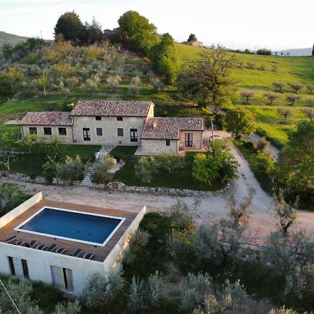 Agriturismo Sant'Angelo Holiday Farm Gualdo Cattaneo المظهر الخارجي الصورة