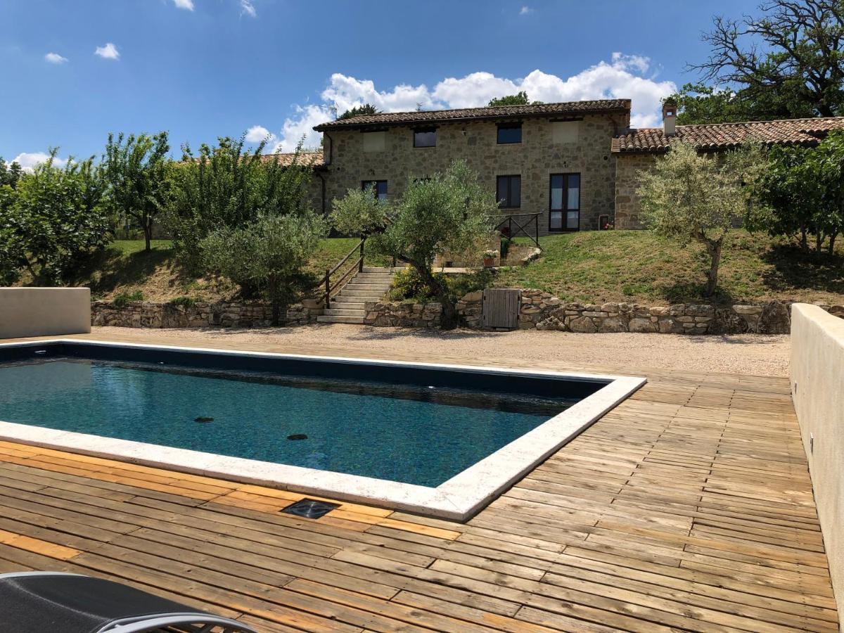 Agriturismo Sant'Angelo Holiday Farm Gualdo Cattaneo المظهر الخارجي الصورة