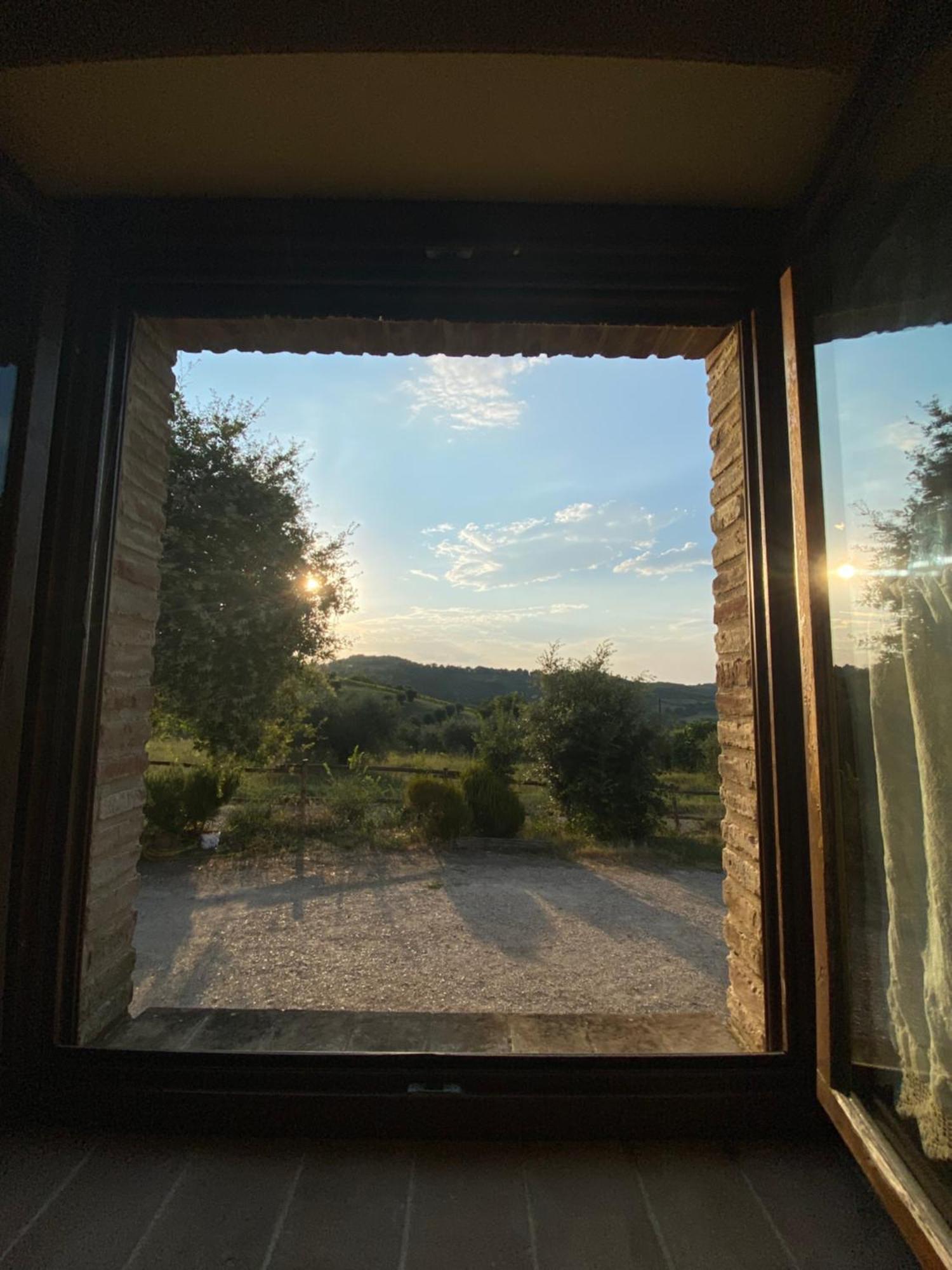 Agriturismo Sant'Angelo Holiday Farm Gualdo Cattaneo المظهر الخارجي الصورة